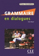 کتاب فرانسه گرامر این دیالوگ قدیمی Grammaire en dialogues - niveau intermediaire + CD