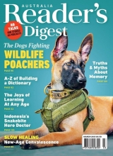 مجله ریدر دایجست Readers Digest The Dogs Fighting Wildlife Poachers 2021